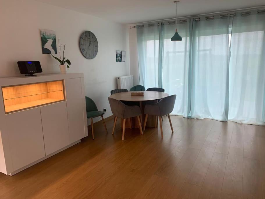 Maison Individuelle, Campagne, 3 Chambres, Baignoire Balneo 2 Places Genech Exterior foto
